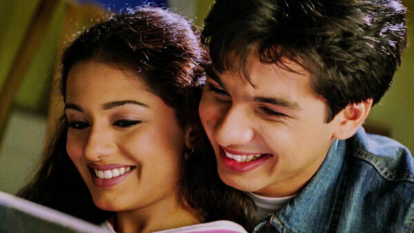 10 Bollywood Movies That Will Make You Want To Go Back To College All Over Again - RVCJ Media