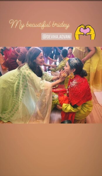 Alia Bhatt Steals The Show At Her Friend's Wedding In Delhi, You Can't Miss These Stunning Photos. - RVCJ Media