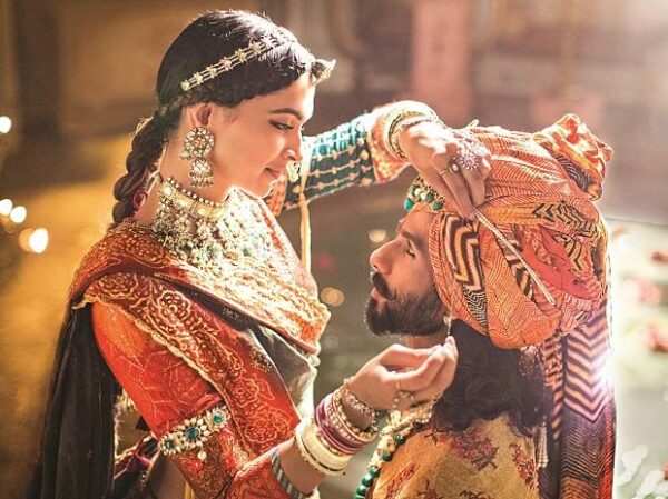 Top 10 Highest Grossers Of Ranveer Singh. Which One Is Your Favorite? - RVCJ Media
