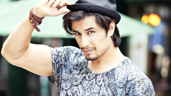 Ali Zafar Gets Slammed Online For Supporting Imran Khan's Speech After Pulwama Incident - RVCJ Media