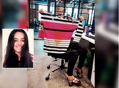 This Woman Ended Up With Paan Spittle On Her Dress As She Waited At Dadar Station, This Is Disgusting. - RVCJ Media