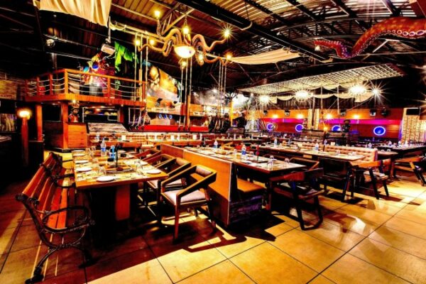 10 Amazing Restaurants Having Unique Themes, You Just Can't Miss. - RVCJ Media