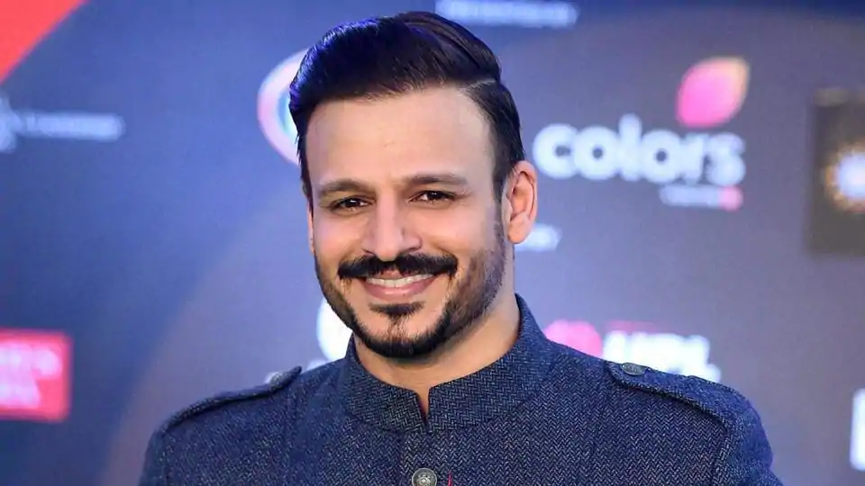 10 Actors We Bet You Didn't Know Had Strong Bollywood Connections. - RVCJ Media