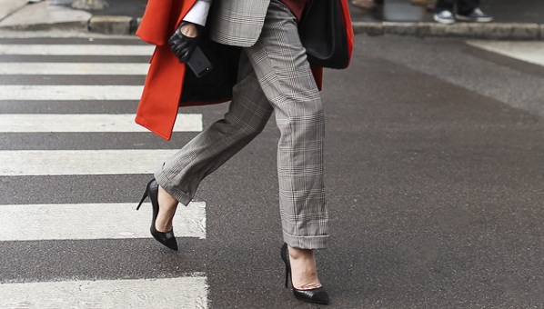 Experiencing Pain Due To High Heels? Here Are Some Expert Ways To Deal With It. - RVCJ Media