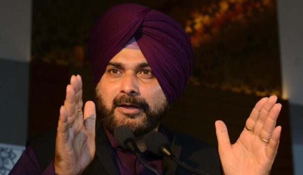 Anupam Kher Mocks Navjot Singh Sidhu Over His Comment On Pulwama Incident. Twitter Supports Him RVCJ Media
