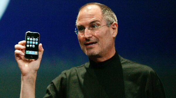 This Man Sold Apple Shares For Just 800 Dollars, This Is How Much These Shares Are Worth Now. - RVCJ Media