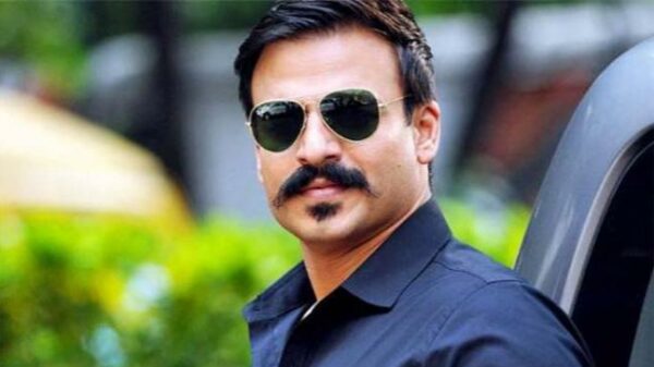 10 Actors We Bet You Didn't Know Had Strong Bollywood Connections. - RVCJ Media