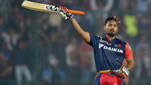 Rishabh Pant Copied Dhoni's Signature Helicopter Shot, Fans Are Calling Him Dhoni 2.0 - RVCJ Media