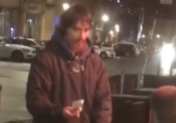 Good People Still Exist In The World, Man Helps Out A Beggar Like You'd Never Imagine - RVCJ Media
