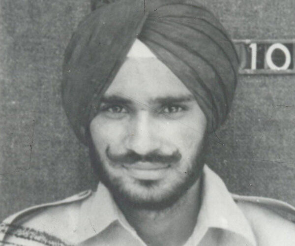 5 Real Heroes Of Indo-Pak War Of 1971 Who Laid Their Life For Our Country's Sake - RVCJ Media