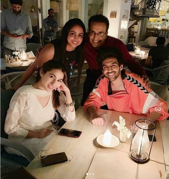 Sara’s Wish To Go On Date With Kartik Got Fulfilled. Their Candle Light Dinner Pics Are Going Viral - RVCJ Media