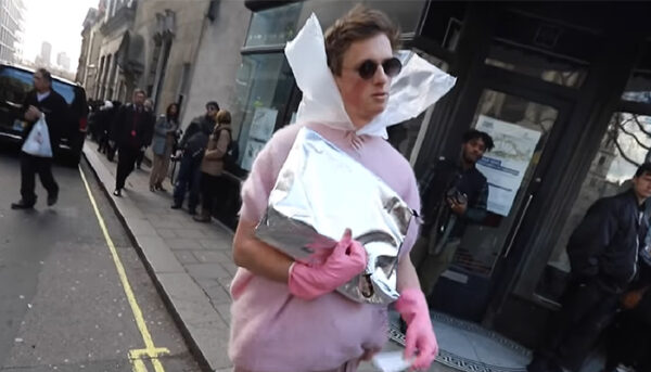 This Guy Weared Silly Clothes And Reached London Fashion Week. Photogs Thought He Is A Real Model RVCJ Media
