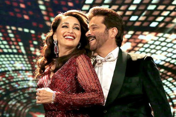 Total Dhamaal Enters The 100 Crores Club In 9 Days Flat. Yes It's True - RVCJ Media