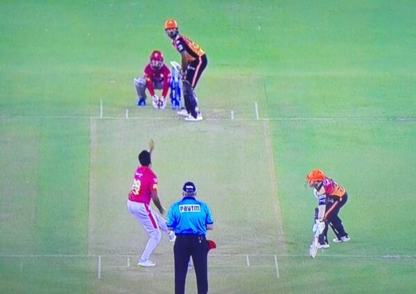 David Warner Mocked Ashwin In Style Over The Mankading Incident. Video Is Too Funny To Miss - RVCJ Media