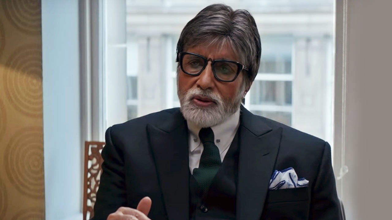 Big B Complains No One Is Talking About Badla’s Success, Shah Rukh Gave A Brilliant Response