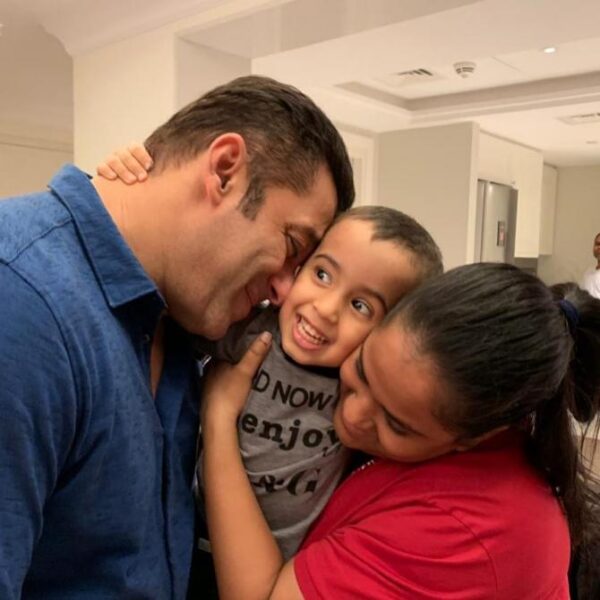 Troller Called Arpita’s Child Polio-Afflicted. She Blasted The Troller With The Perfect Reply RVCJ Media