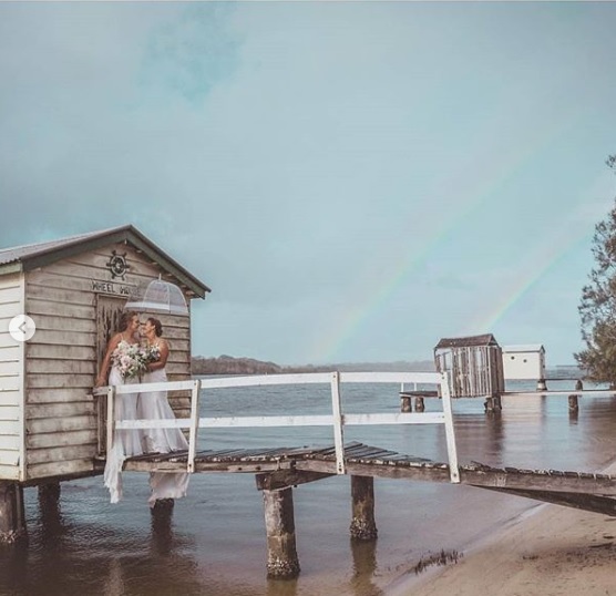Two Women Cricketers From Australia & New Zealand Tied The Knot. Their Pics Are Very Romantic - RVCJ Media