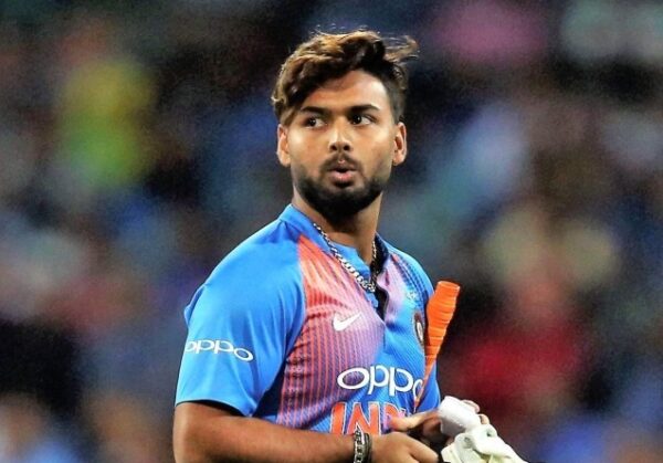 Rishabh Pant Got Hilariously Trolled After Dismal Performance Behind The Wickets In DCvsKXIP RVCJ Media