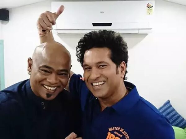 Fans Can’t Miss This Funny Banter Between Sachin & Kambli After Sachin Tweets Their Childhood Pic - RVCJ Media