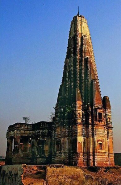 Pakistan To Reconstruct 400 Hindu Temples - RVCJ Media