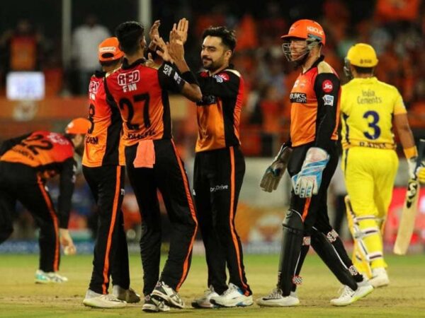 CSK Lost To SRH In Dhoni’s Absence. Fans Shared Funny Memes To Show How Much They Missed Dhoni - RVCJ Media