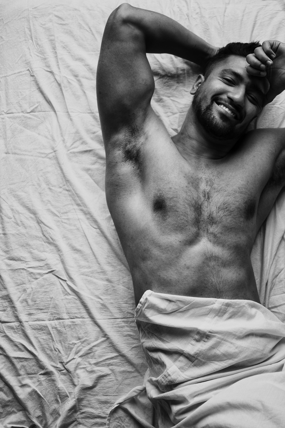 8 Super Hot Pictures of Vicky Kaushal To Get You Through This Week - RVCJ Media