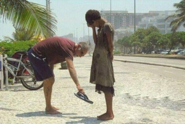 10 Photos That Will Make You Believe Humanity Still Exists RVCJ Media