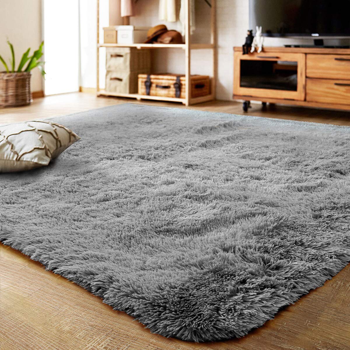 Things To Do In Order To Accessorize Your Living Space - RVCJ Media
