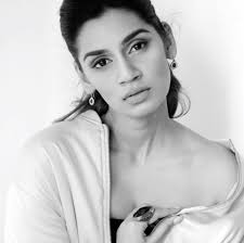 Know More About These Hotties Who Are Going To Be Seen A Lot In ICC World Cup 2019 - RVCJ Media