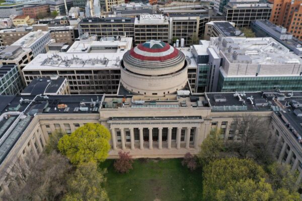 MIT Hackers Turned Great Dome Into Shield Of Captain America. This Is How Chris Evans Reacted - RVCJ Media