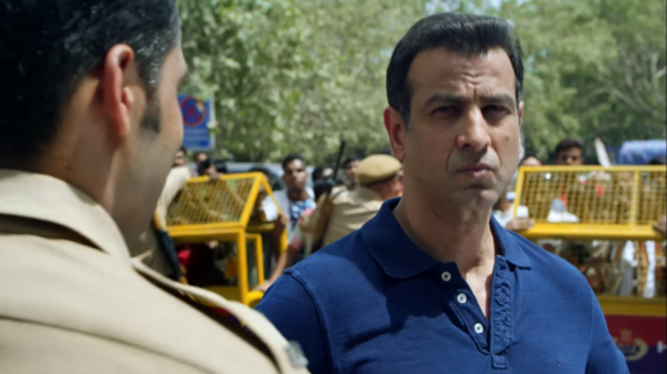 Here's 5 Reasons To Binge Watch "Hostages" Streaming On Hotstar - RVCJ Media