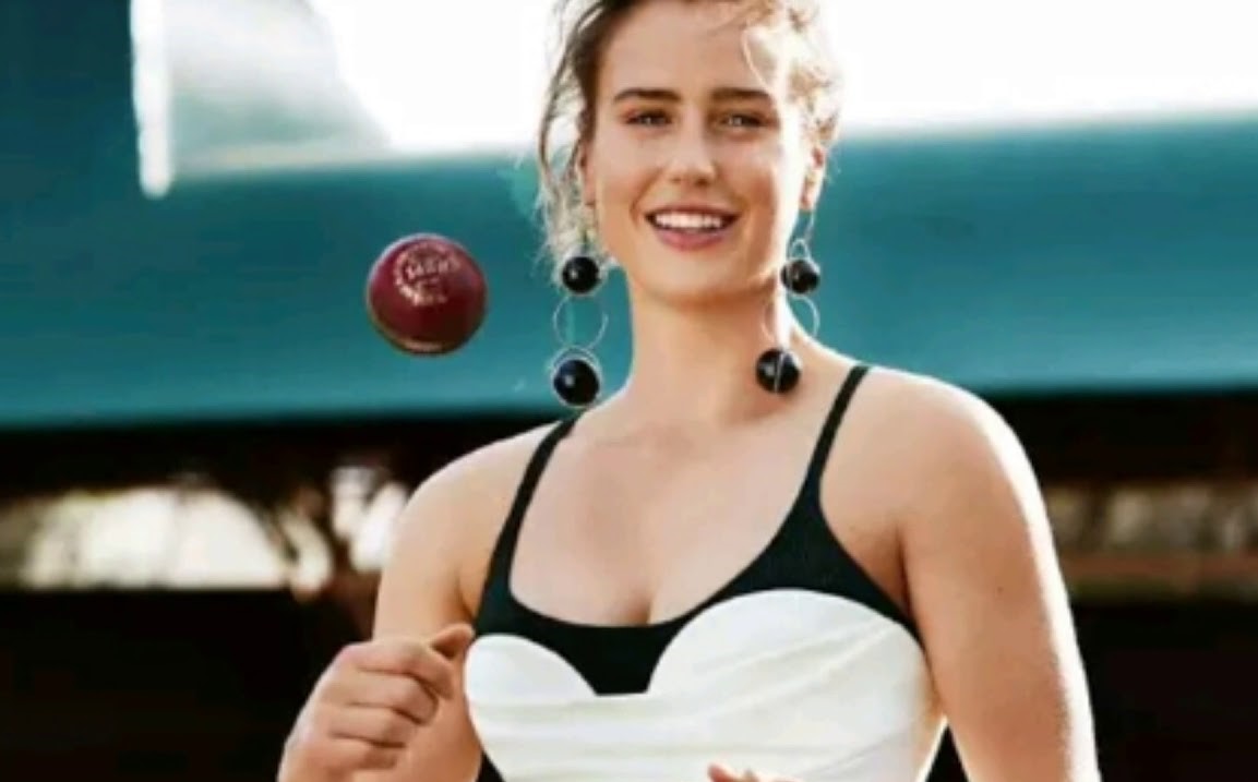 10 Gorgeous Female Cricketers That Will Get You Clean Bowled - RVCJ Media