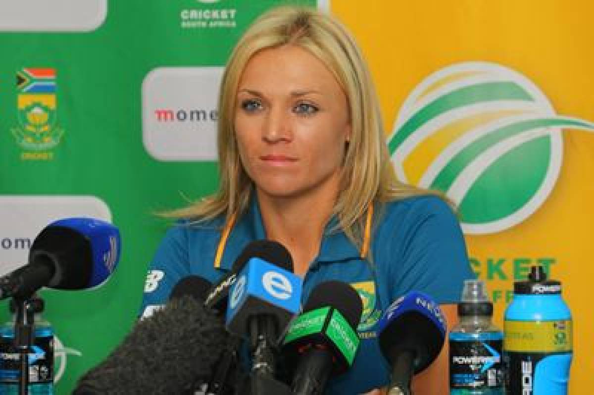 10 Gorgeous Female Cricketers That Will Get You Clean Bowled - RVCJ Media