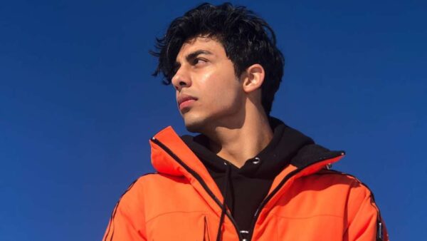 Shah Rukh’s Son Aryan Khan Dating A Blogger From London & Gauri Already Approved His Choice? - RVCJ Media