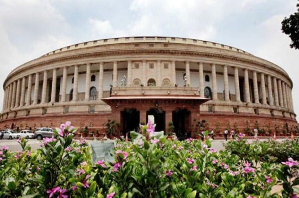 Motor Vehicles (Amendment) Bill 2019 Passed In Lok Sabha, Here's The List Of New Fines - RVCJ Media