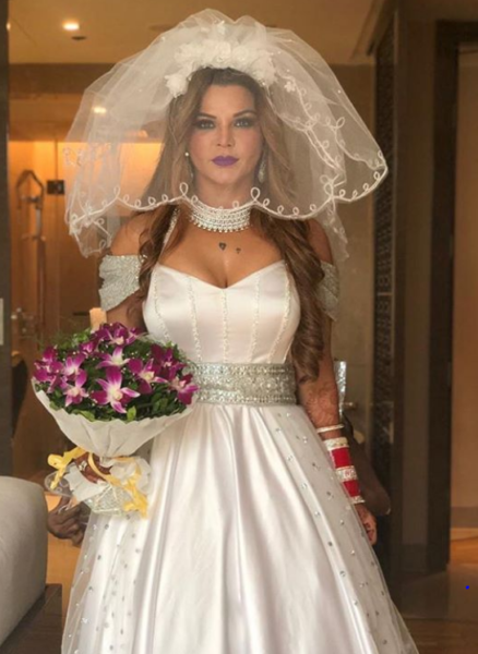 Rakhi Sawant Secretly Got Married To An NRI? Here’s What She Has To Say - RVCJ Media