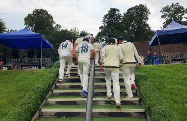 New Look For Test Cricket Shirts Revealed. Twitter Is Not Happy & Slamming The Decision - RVCJ Media