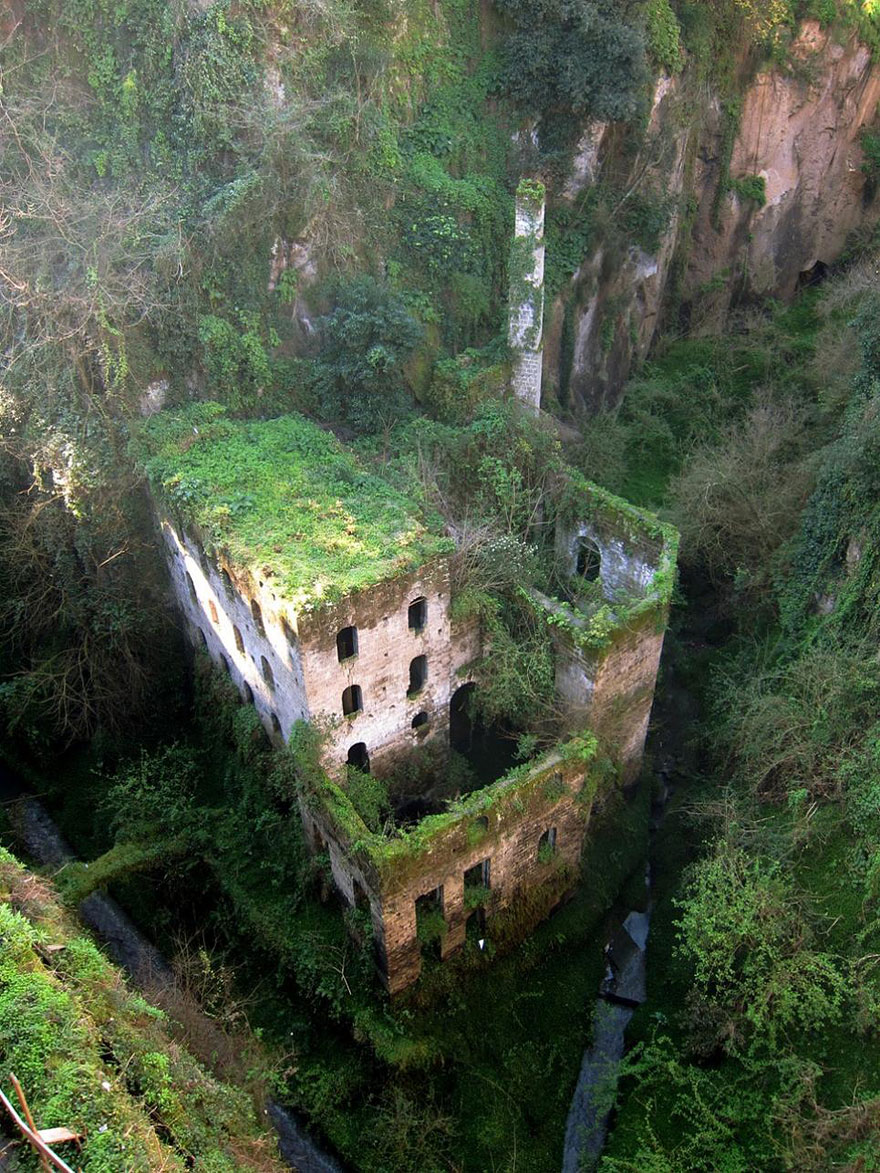 Pictures Of These Abandoned Places From Around The World Will Give You Chills RVCJ Media