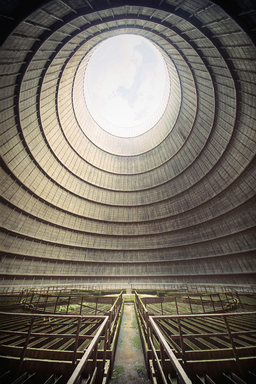 Pictures Of These Abandoned Places From Around The World Will Give You Chills - RVCJ Media