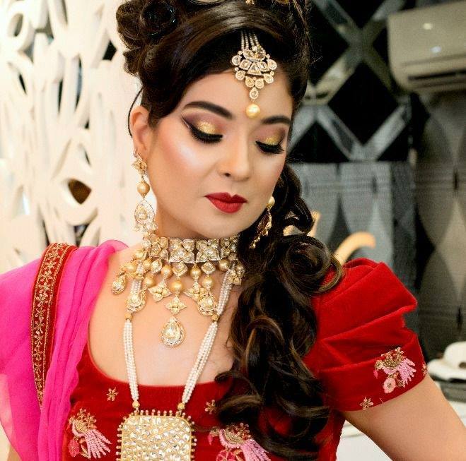 10 Pics Of Santoor Mummy Reena Mittal Who Is Rocking in Dilli Darlings! - RVCJ Media