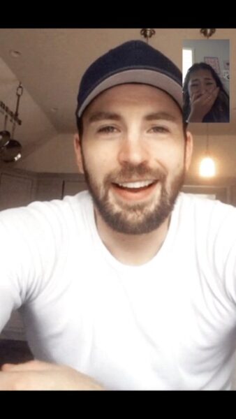 Girl Tweeted Screenshots Of Video Chat With Chris Evans. This Is How Captain America Reacted - RVCJ Media