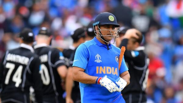 Sanjay Bangar Opens Up About MS Dhoni's Batting Position In WC 2019 Semi Final - RVCJ Media