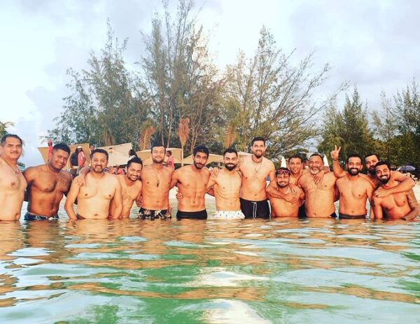 Rohit Sharma Gets Trolled For Hiding In Group Photo, Twitter Says He Knows How To Hide His Belly RVCJ Media