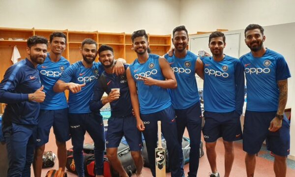 Kohli Shared A Photo With His Squad But Rohit Was Missing. Twitter Asked, “Where Is Rohit Sharma?” - RVCJ Media