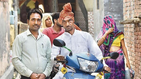 Peon Lives His Chopper Dream On His Retirement To Fly To Home 2Km Away - RVCJ Media