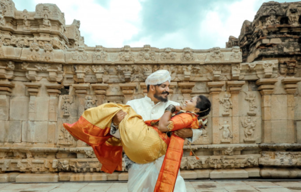 Meet The Travelers Who Fell In Love On Their Solo Trip In Hampi, One Trip Changed Their Lives - RVCJ Media