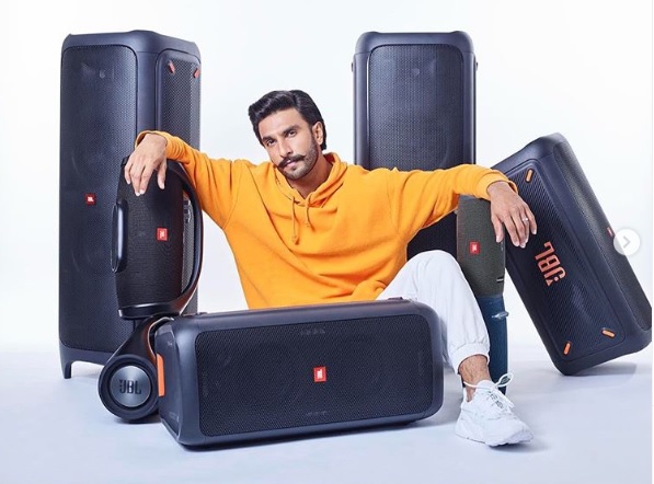 Deepika Commented Like A Typical Indian Wife & Asked Ranveer “Paise Bachao” In Latest Post RVCJ Media