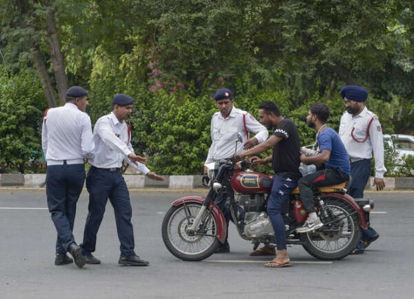 Scooty Rider From Delhi Was Fined Rs. 23000 For Violating Traffic Rules With His Scooty Worth 15000 - RVCJ Media