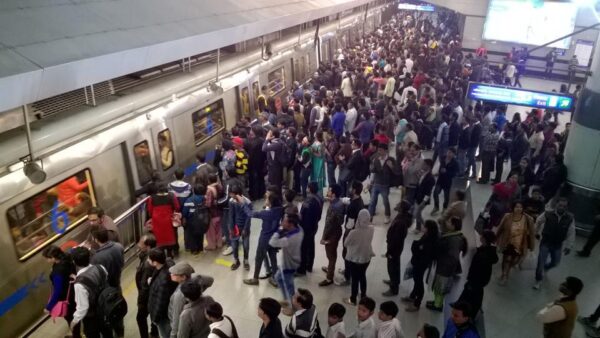 5 Annoying Things About Delhi Metro