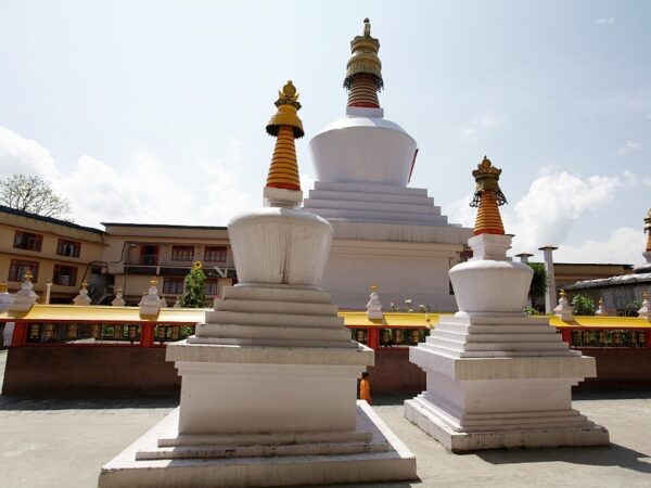 10 Attractions To Visit In Gangtok, One Of The Most Beautiful Places Of North-Eastern India - RVCJ Media